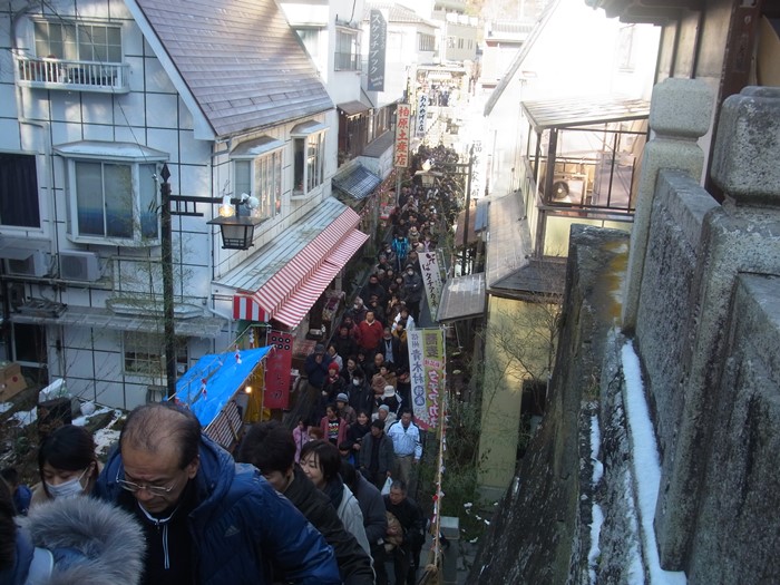 参道にある石段